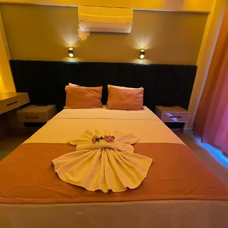Aparthotel Linalife *