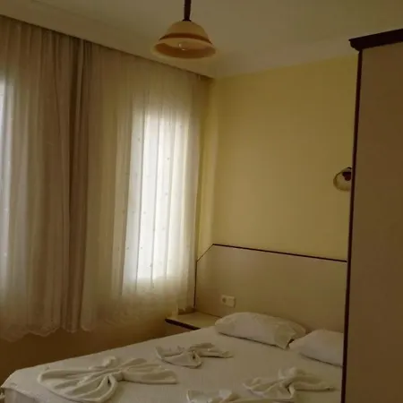 Ξενοδοχείο με διαμερίσματα Hayat Ολουντενίζ