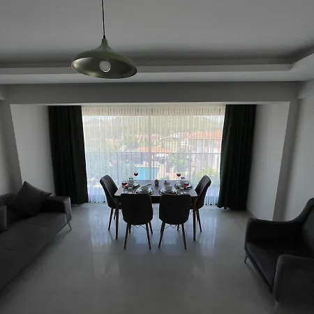 Aparthotel Linalife *