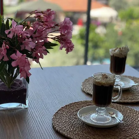 Linalife Aparthotel